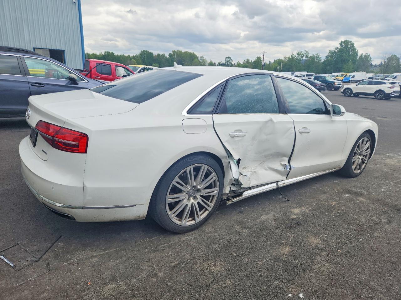 2015 Audi A8 Quattro - Image 3