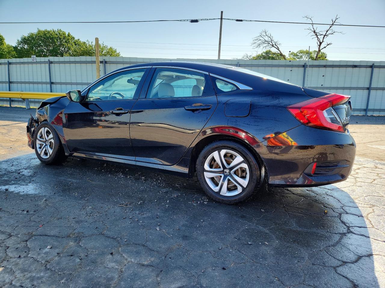 2018 Honda Civic Lx - Фото 2