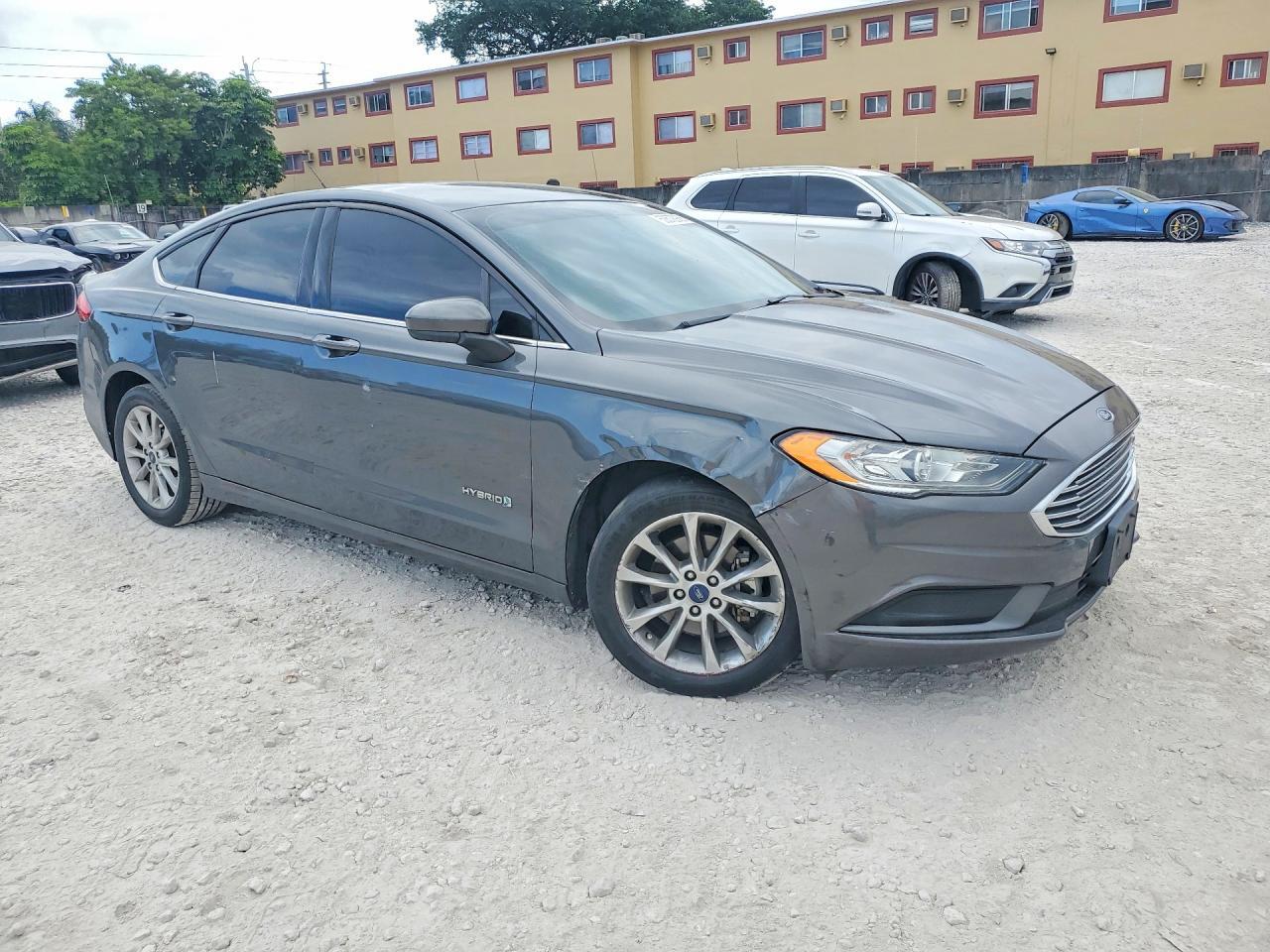 2017 Ford Fusion Se Hybrid - Image 4