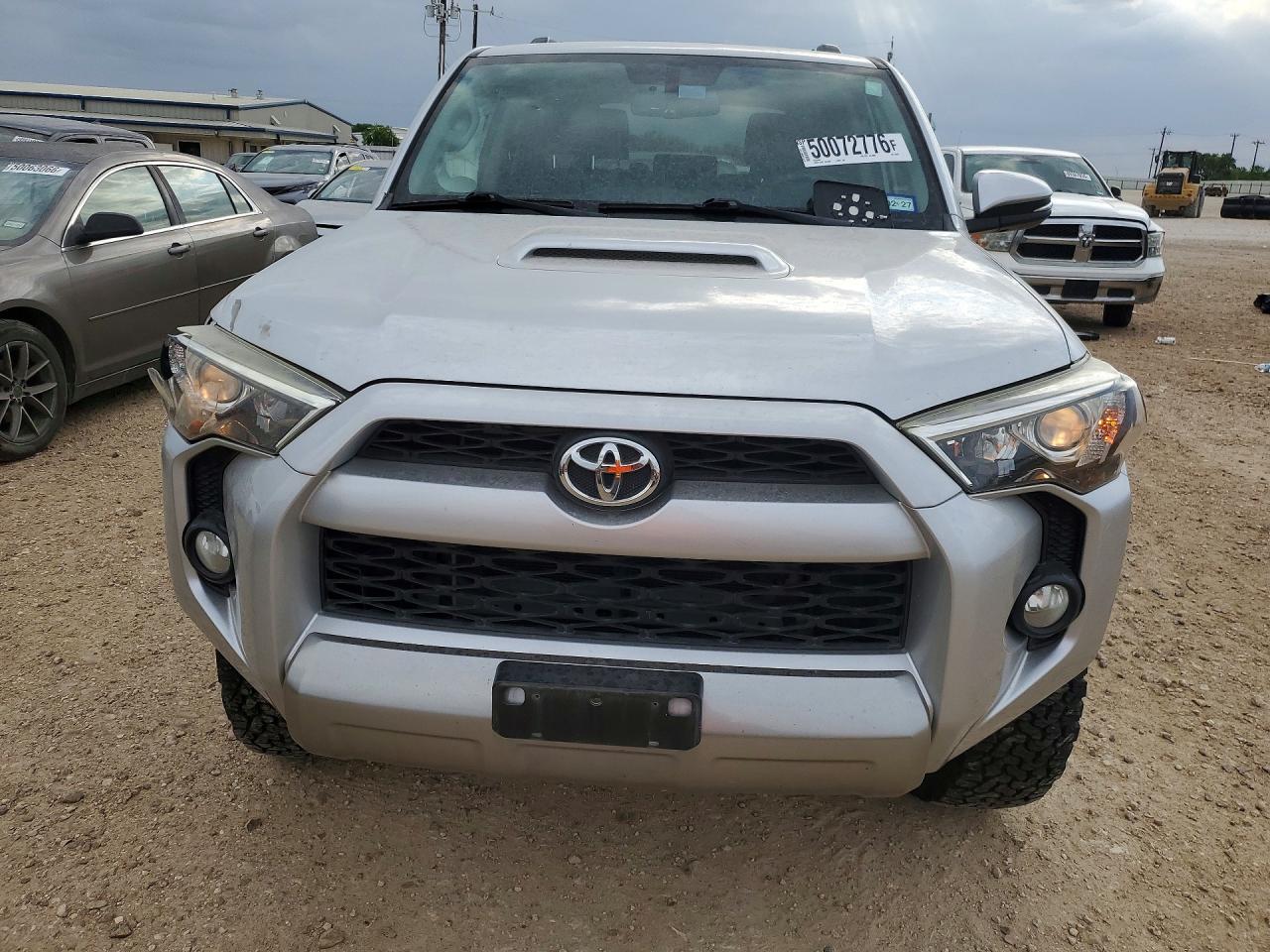 2018 Toyota 4Runner Trd Off-Road Premium - Image 5