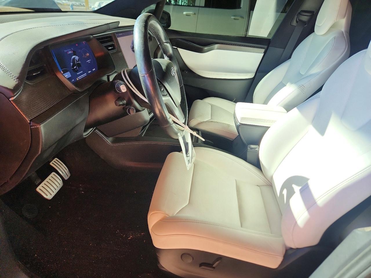 2018 Tesla Model X - Image 7