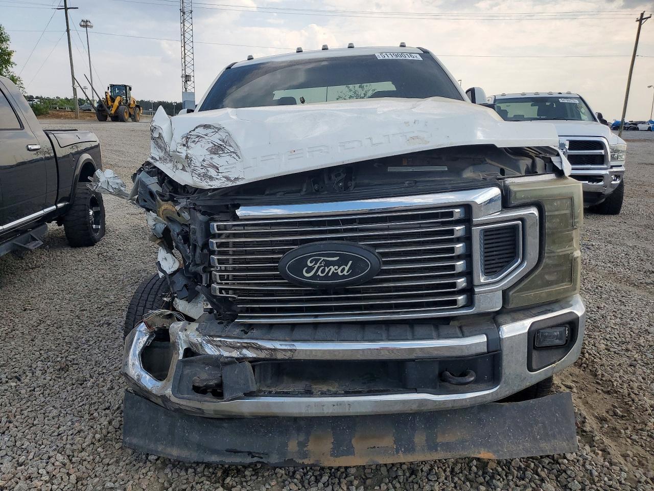 2022 Ford F350 Super Duty - Фото 5
