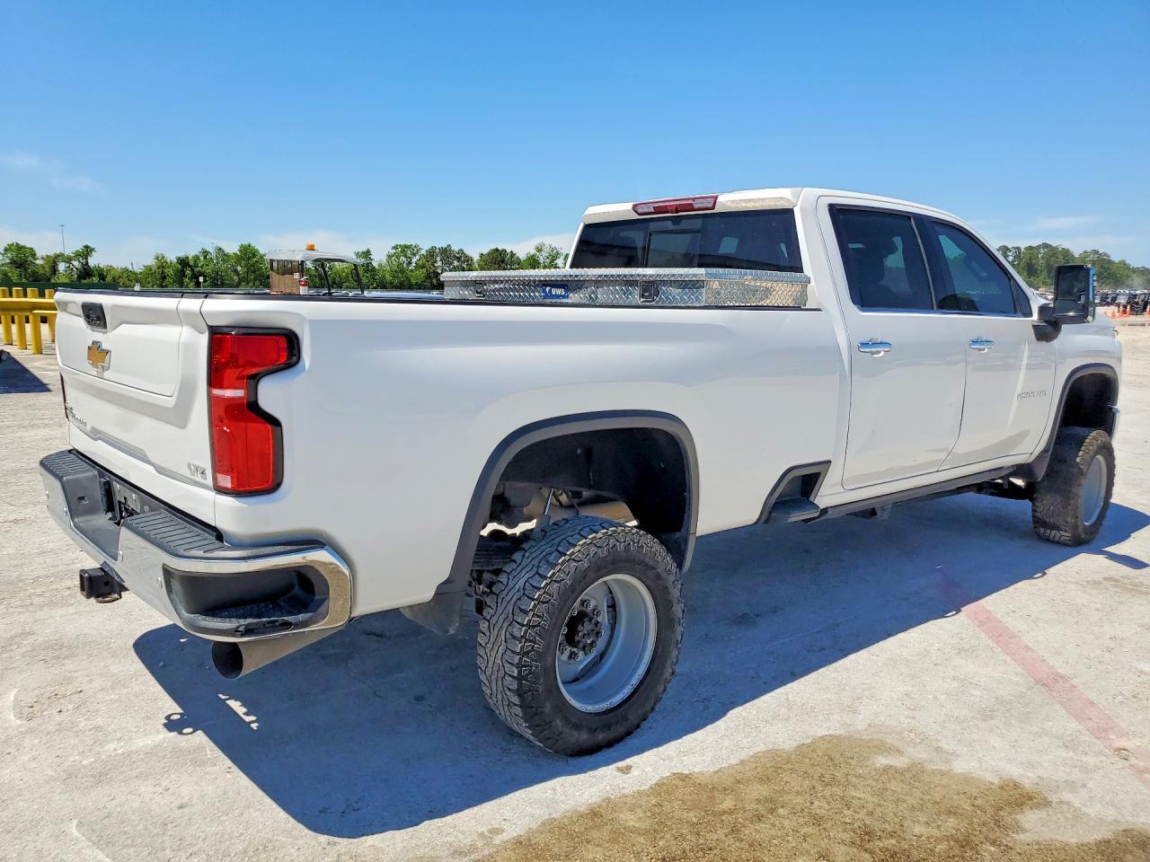 2024 Chevrolet Silverado K2500 Heavy Duty Ltz - Фото 3