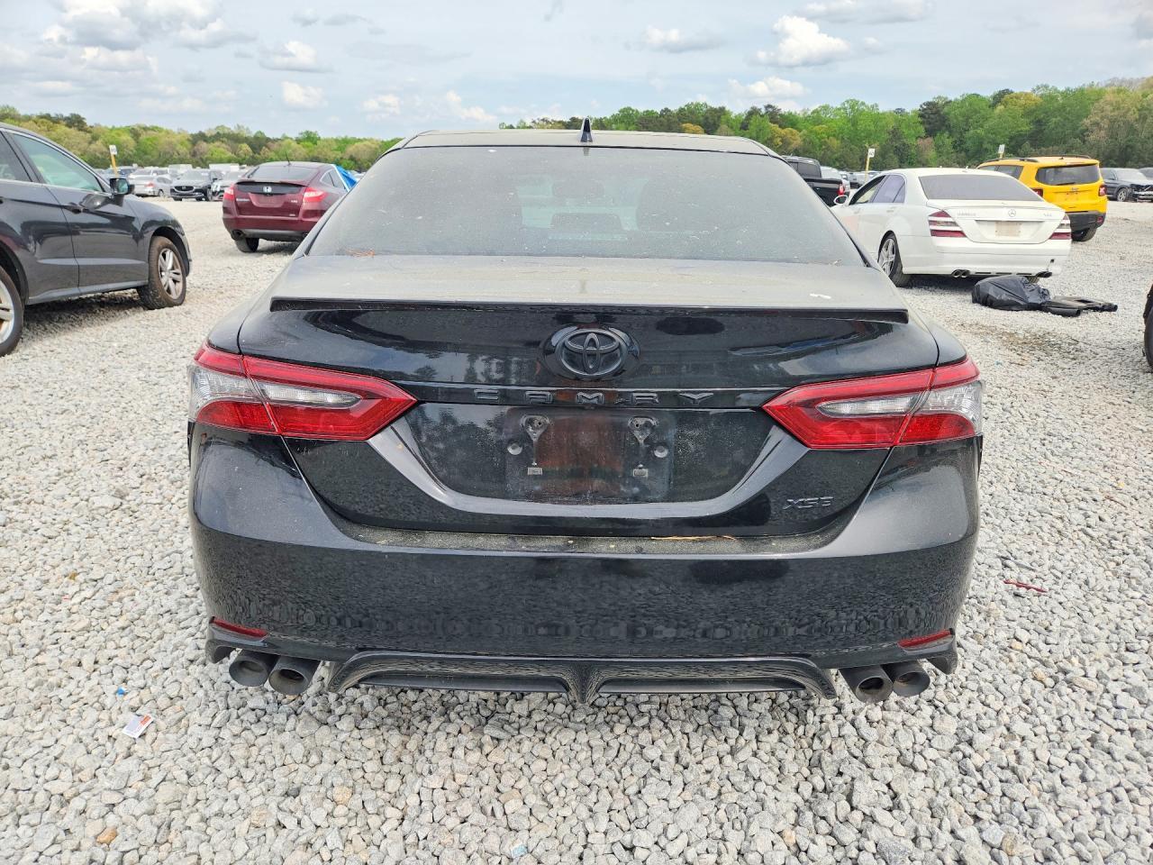 2021 Toyota Camry Xse - Фото 6