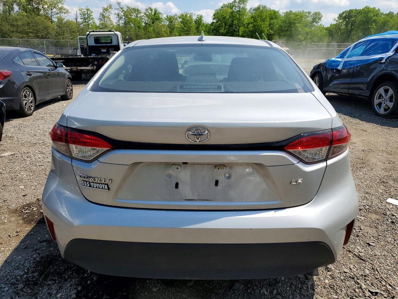2025 Toyota Corolla Le - Фото 6