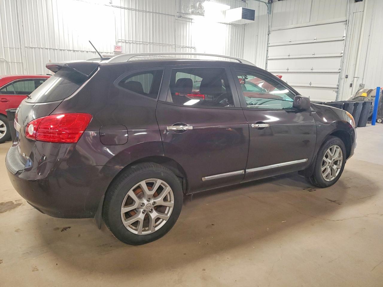2012 Nissan Rogue S - Фото 3