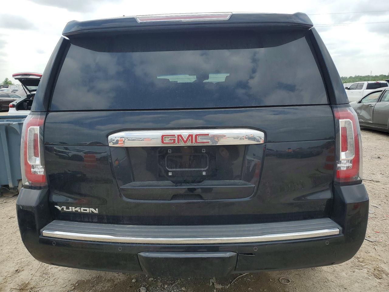 2018 GMC Yukon Denali - Фото 6