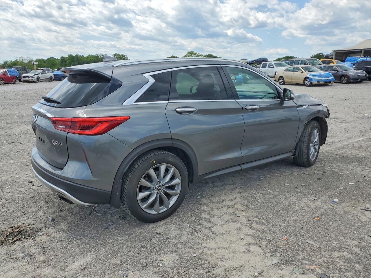 2019 Infiniti Qx50 Luxe - Image 3