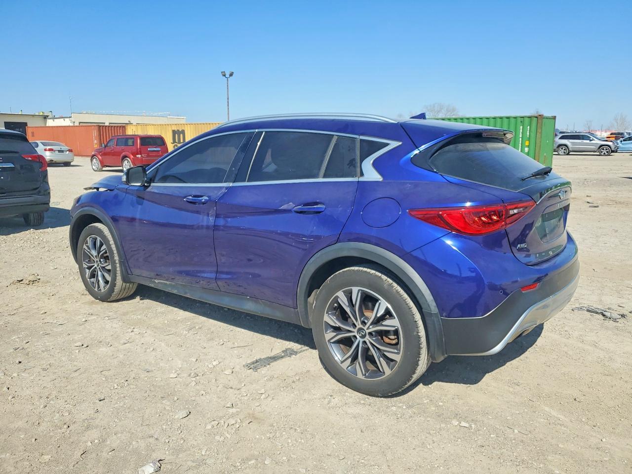2017 Infiniti Qx30 Premium - Фото 2