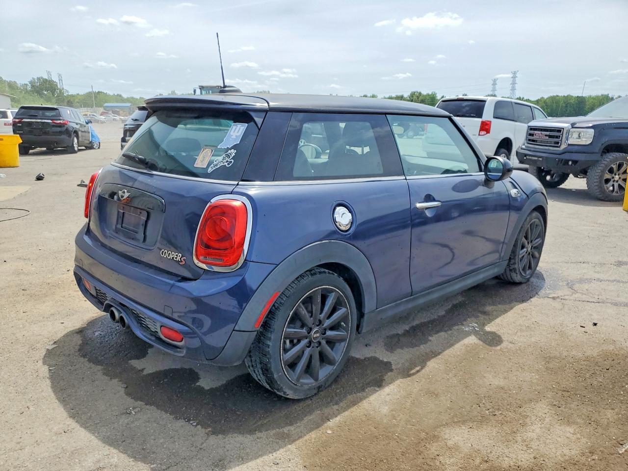 2016 Mini Cooper S - Фото 3