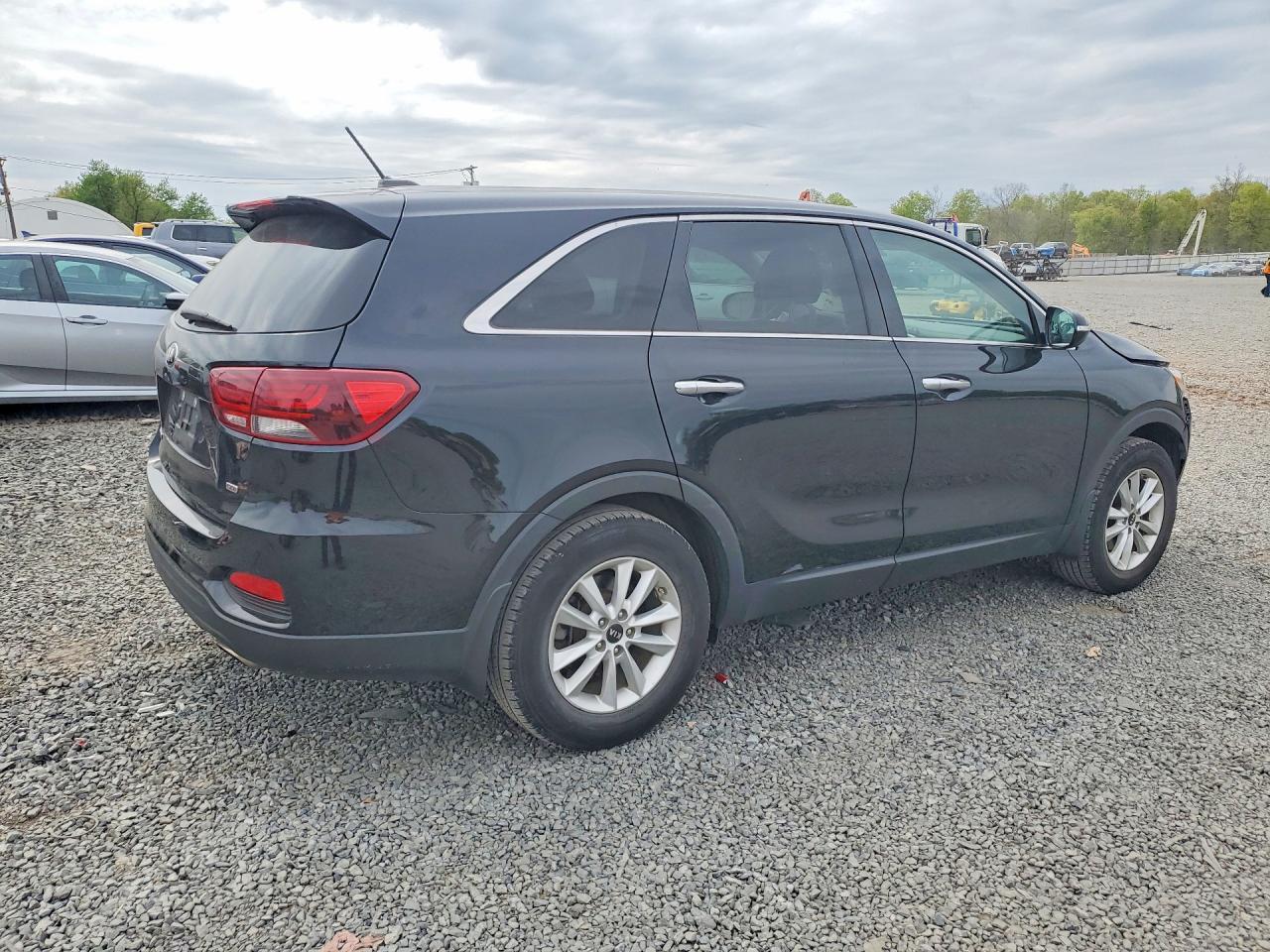2019 Kia Sorento Lx - Фото 3