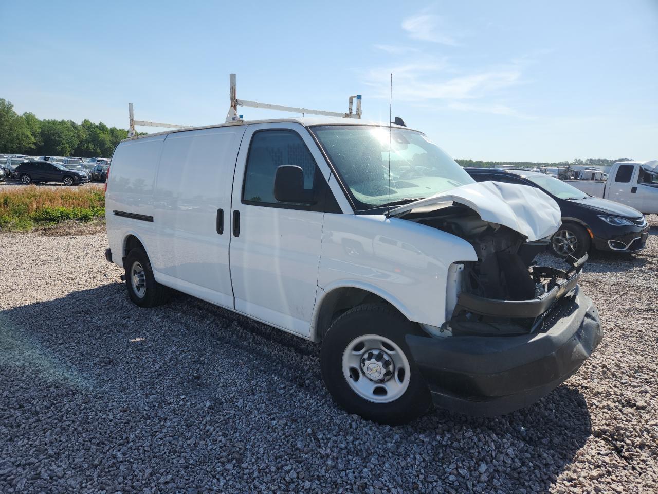 2020 Chevrolet Express G2500 - Фото 4