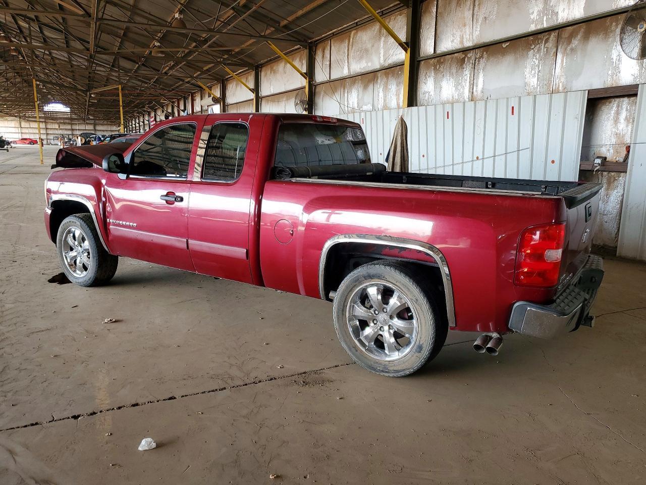 2007 Chevrolet Other - Image 2