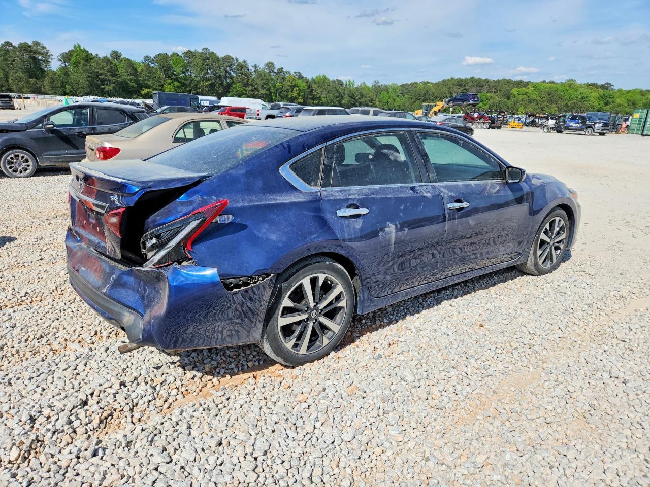 2018 Nissan Altima 2.5 Sr - Фото 3