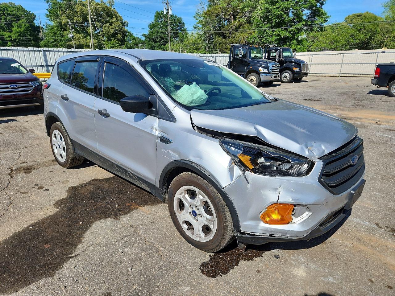 2018 Ford Escape S - Фото 7