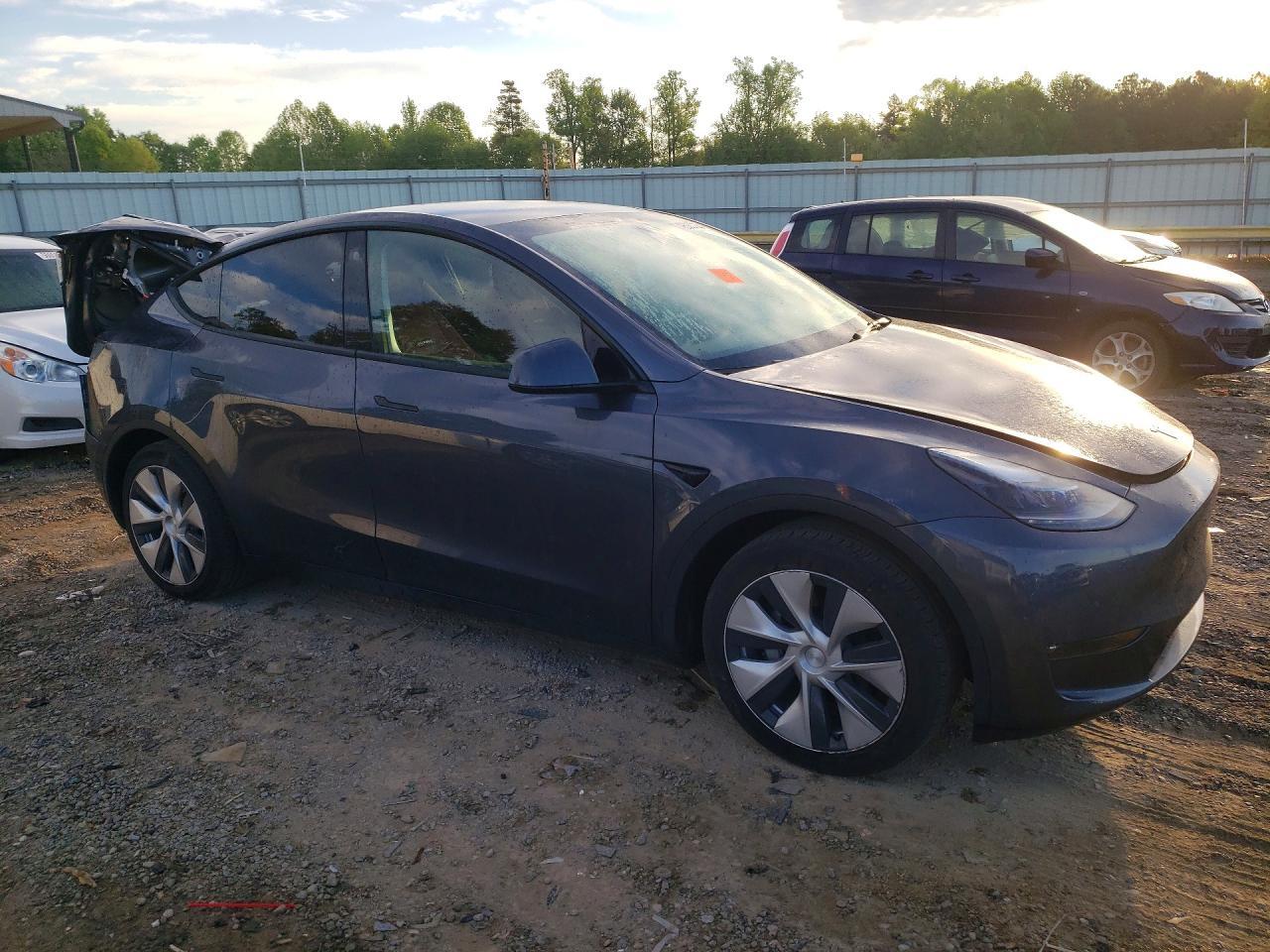 2023 Tesla Model Y - Фото 4