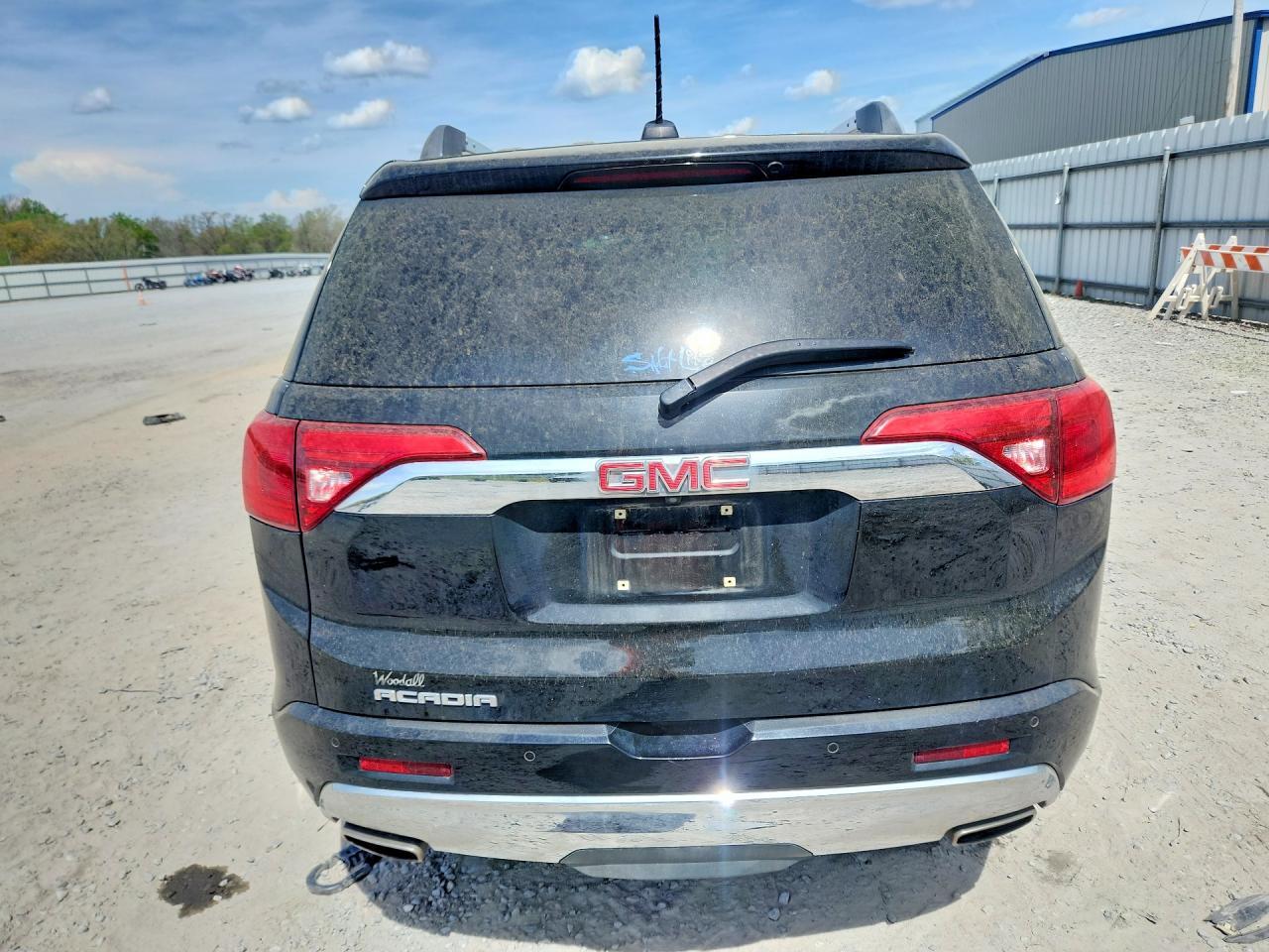 2019 GMC Acadia Denali - Image 6