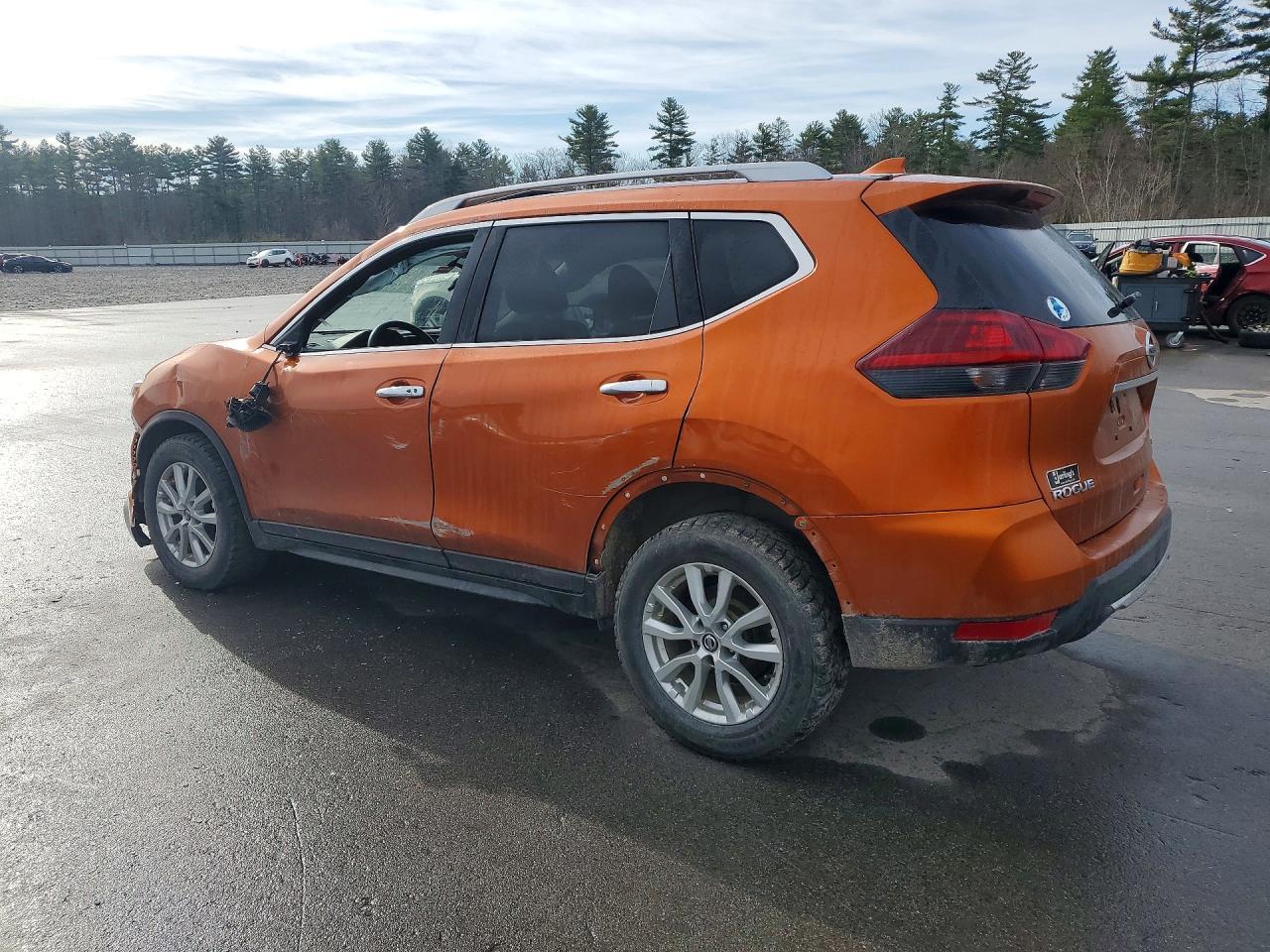 2018 Nissan Rogue Sv - Image 2