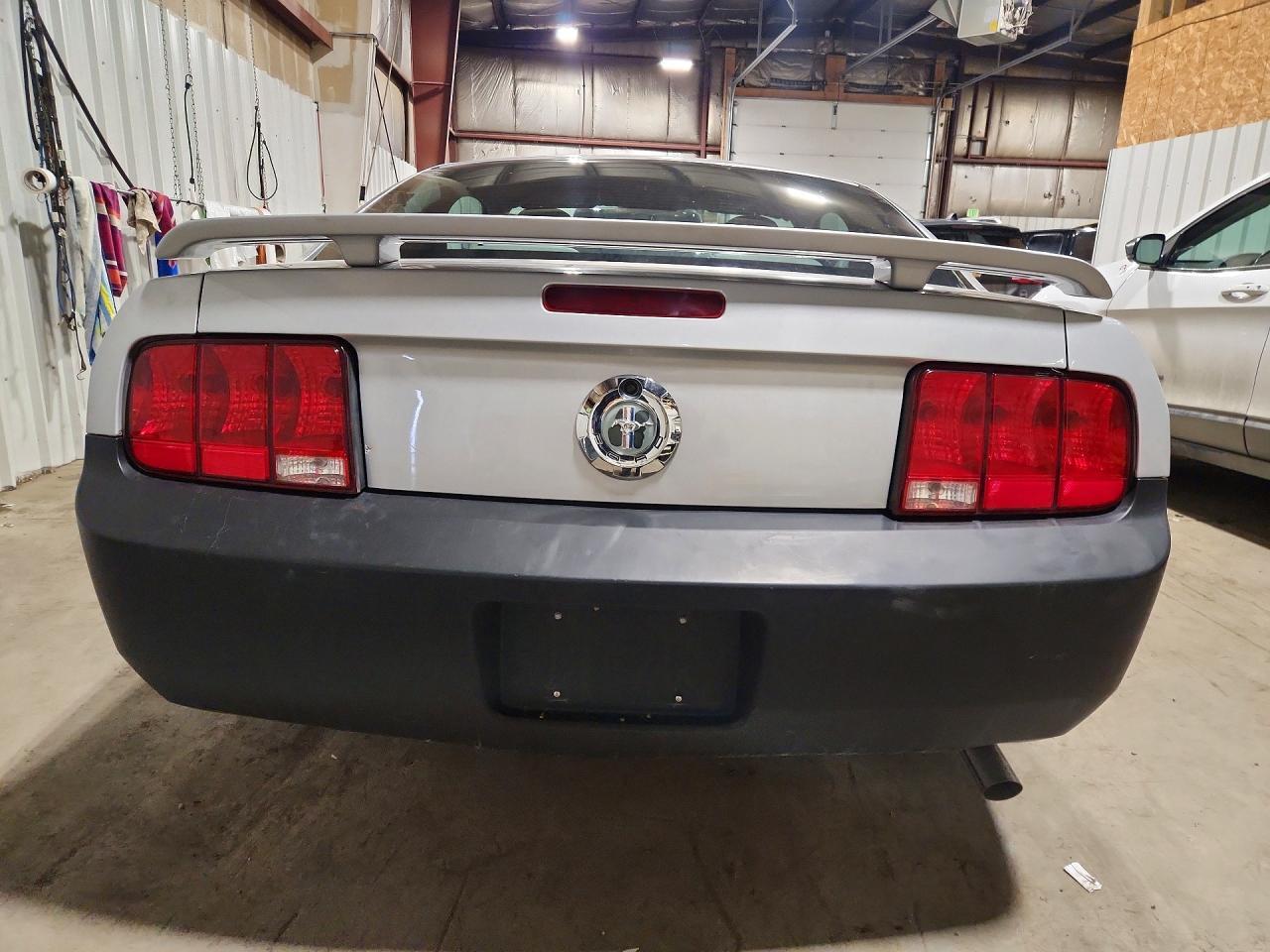 2006 Ford Mustang - Фото 6