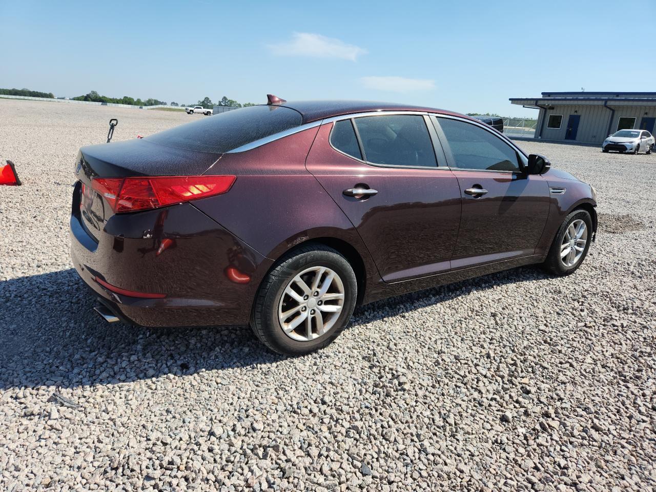 2012 Kia Optima - Image 3