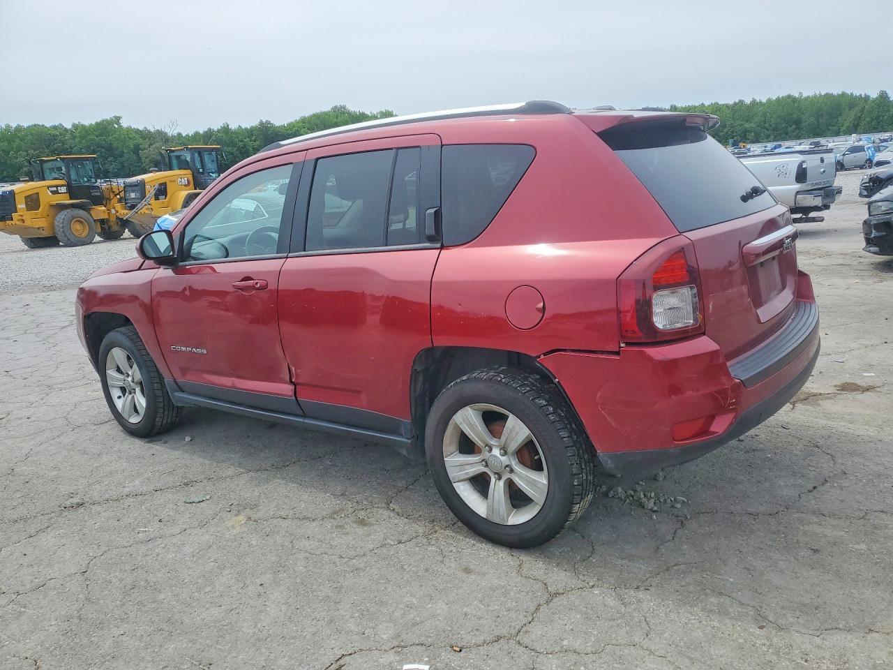 2014 Jeep Compass Latitude - Фото 2