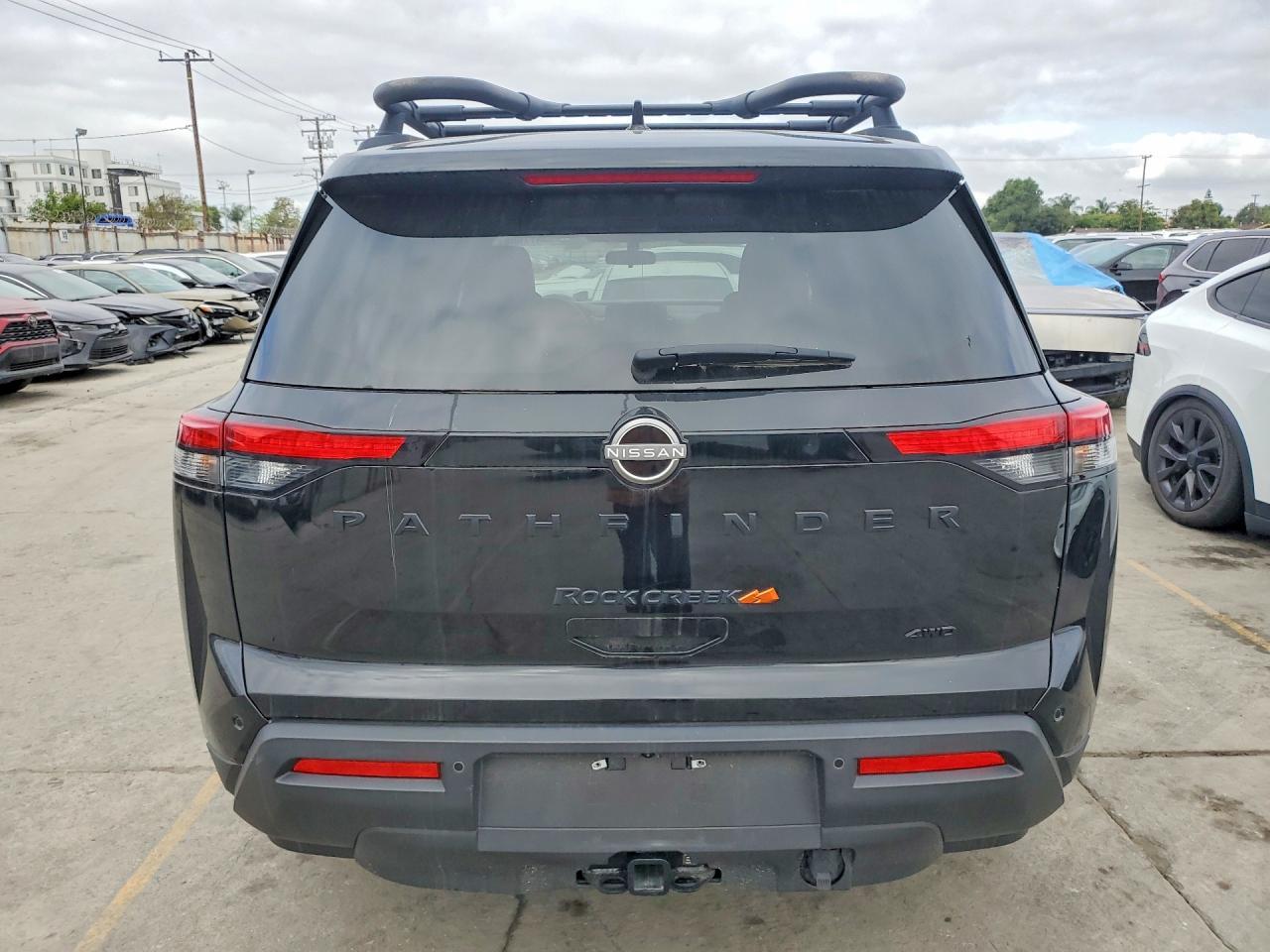 2024 Nissan Pathfinder Rock Creek - Image 6