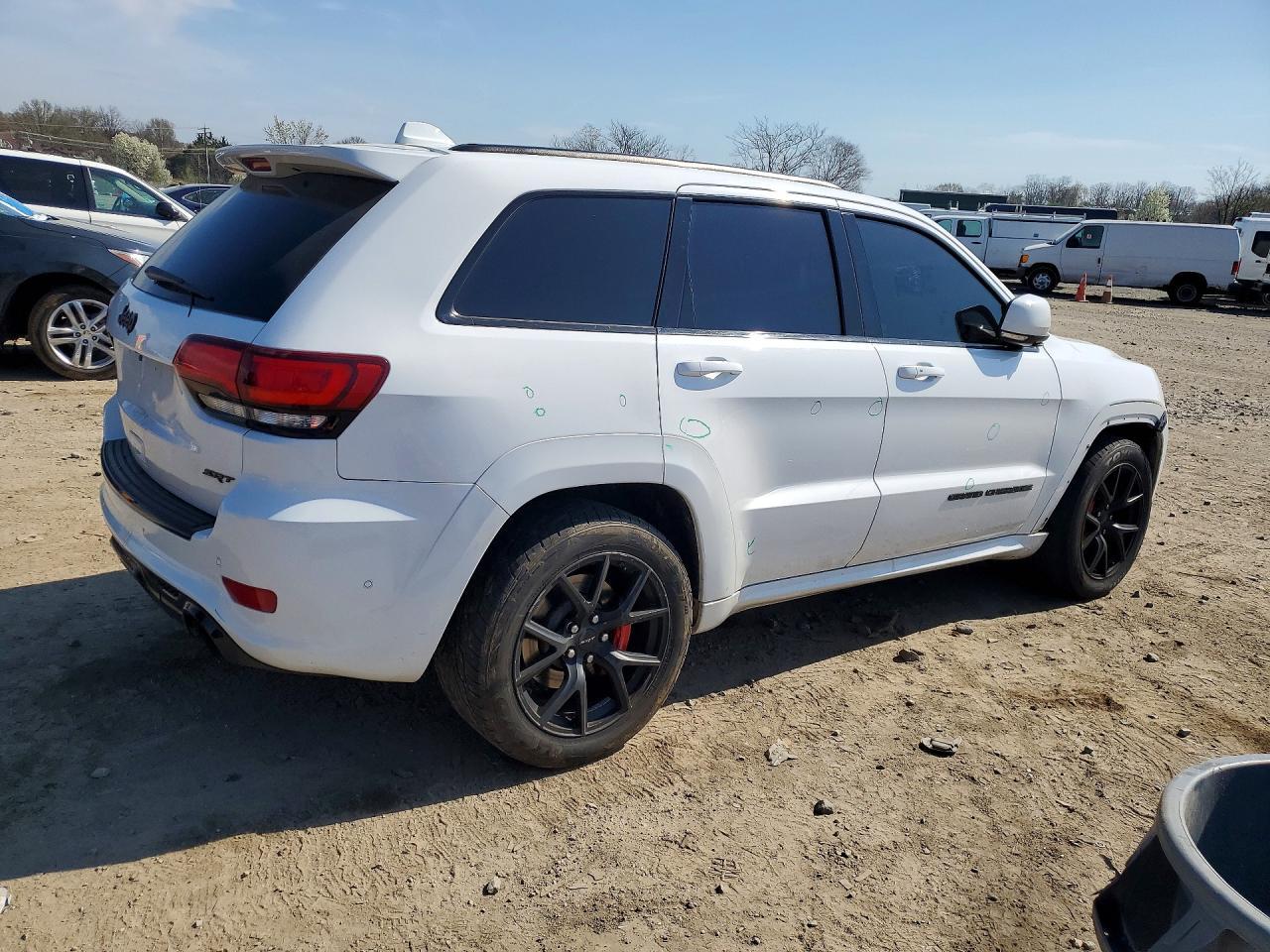 2020 Jeep Grand Cherokee Srt-8 - Фото 3