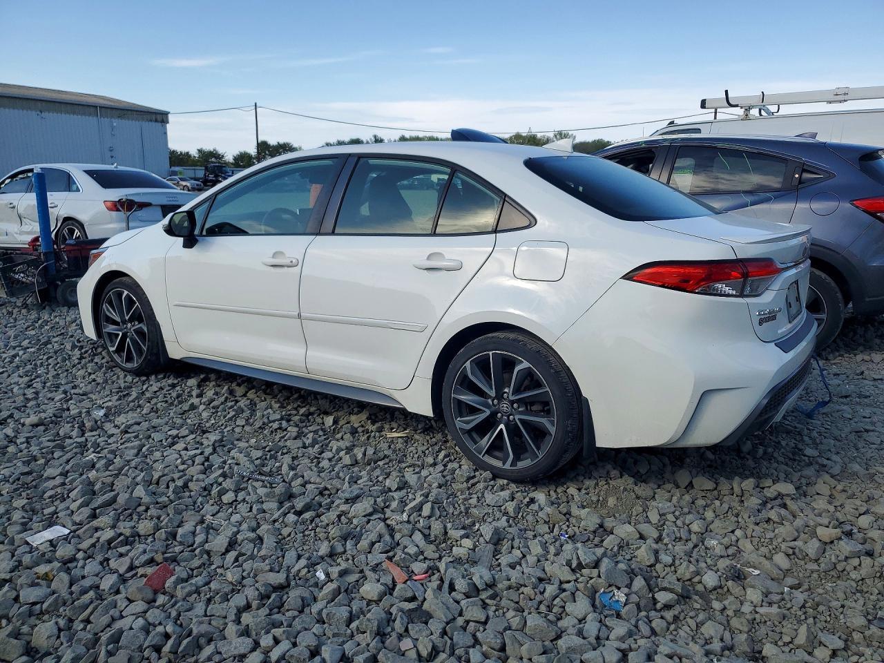 2020 Toyota Corolla Se - Image 2