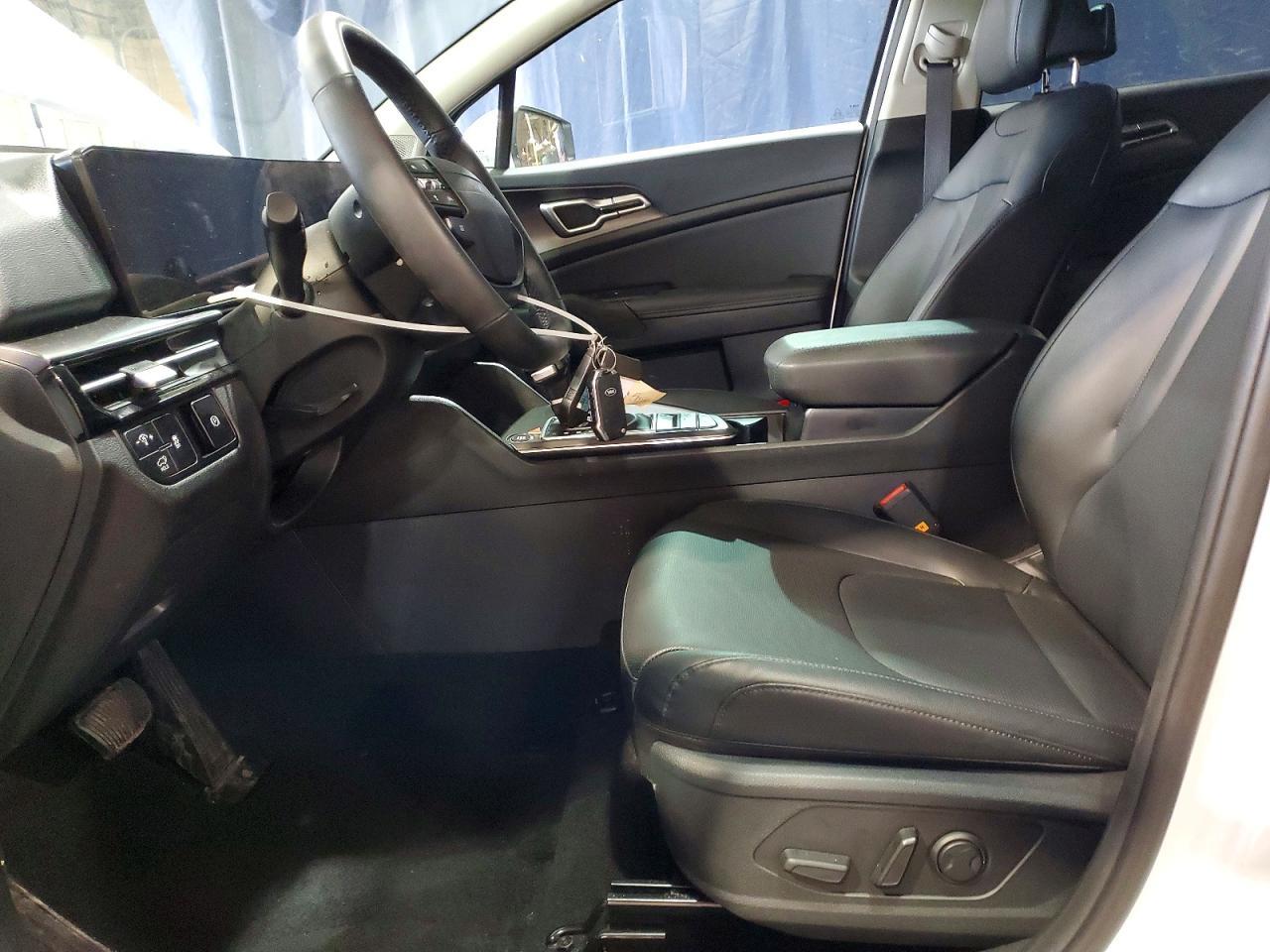 2026 Kia Sportage Ex - Image 7