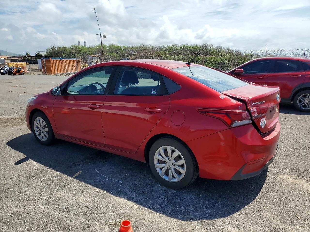 2019 Hyundai Accent Se - Фото 2