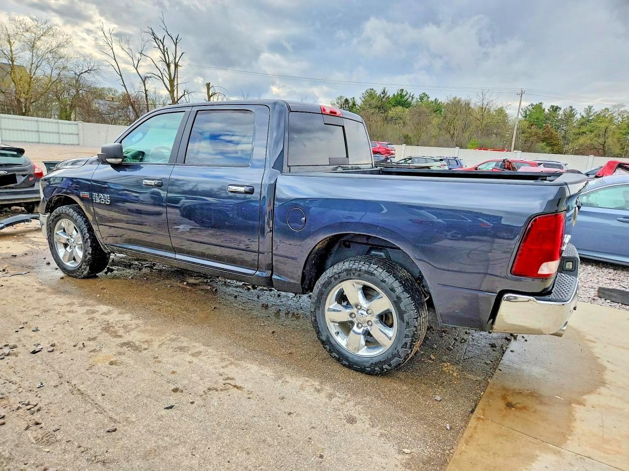 2017 Ram 1500 Slt - Фото 2