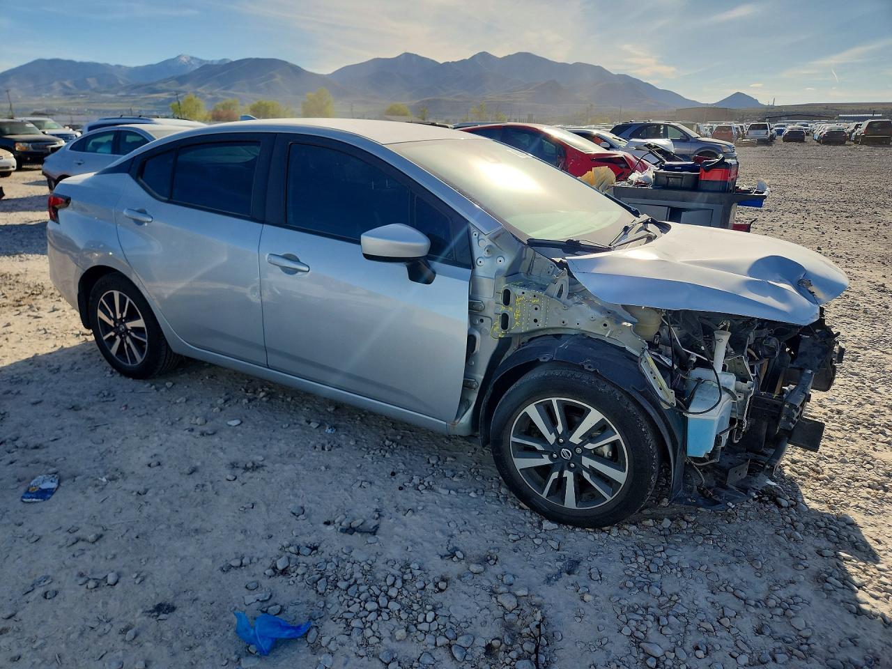 2022 Nissan Versa Sv - Фото 4