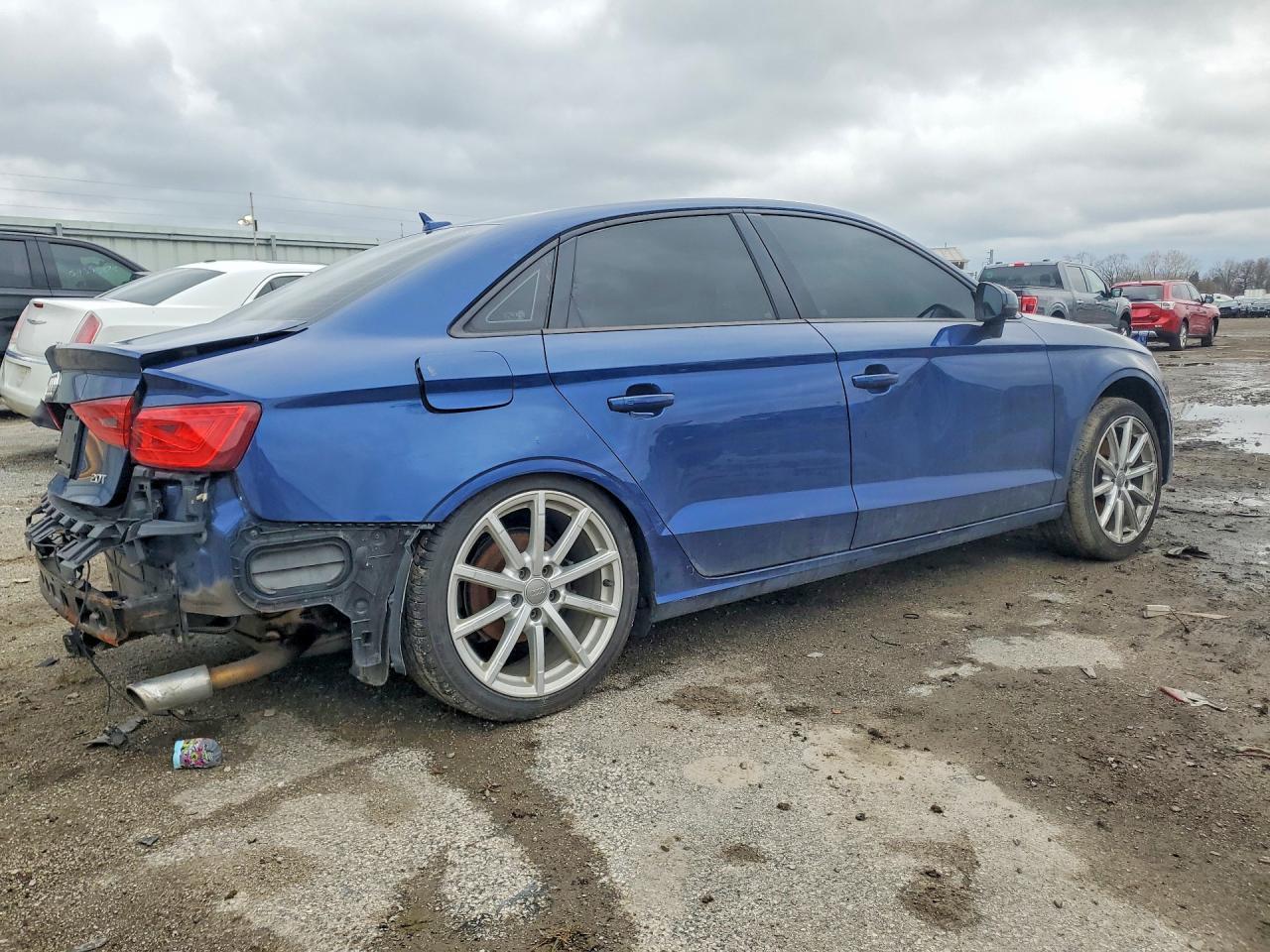 2016 Audi A3 Premium - Фото 3