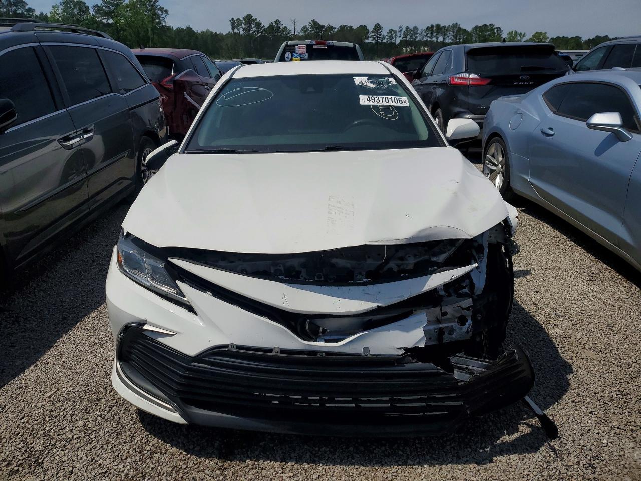 2023 Toyota Camry Le - Фото 5