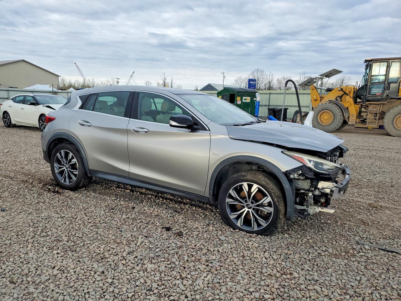 2017 Infiniti Qx30 Premium - Фото 4