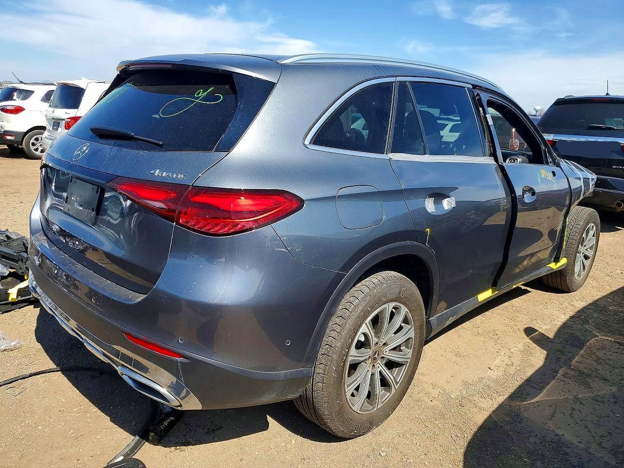 2023 Mercedes-Benz Glc 300 4Matic - Image 3