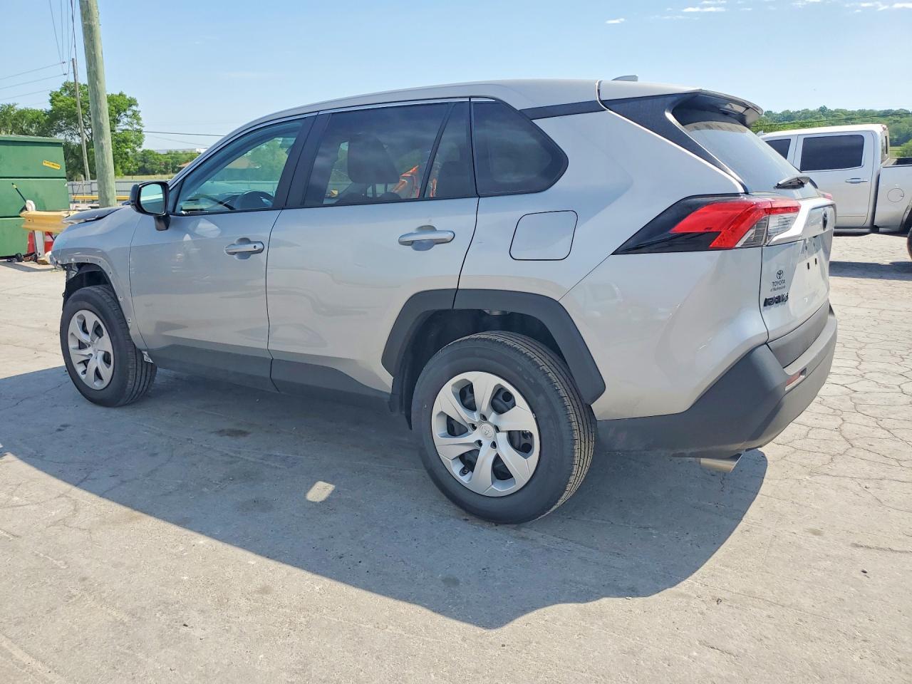 2025 Toyota Rav4 Le - Фото 2