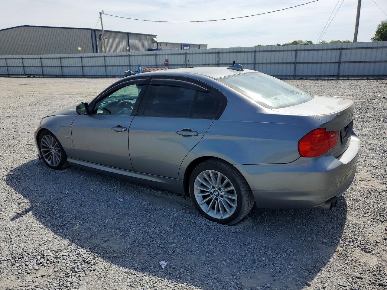 2009 BMW 328 I - Image 2