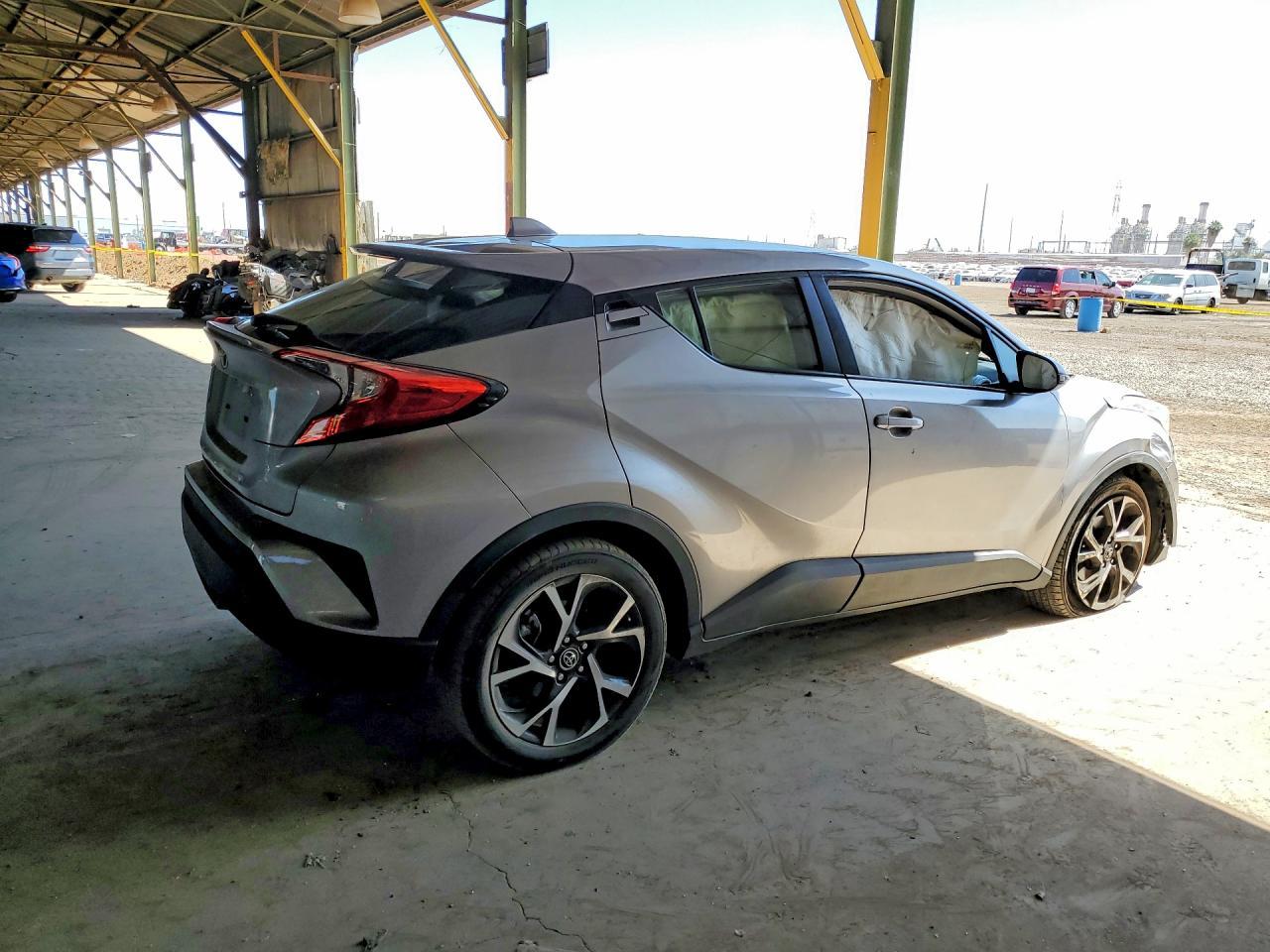 2019 Toyota C-Hr Xle - Фото 3
