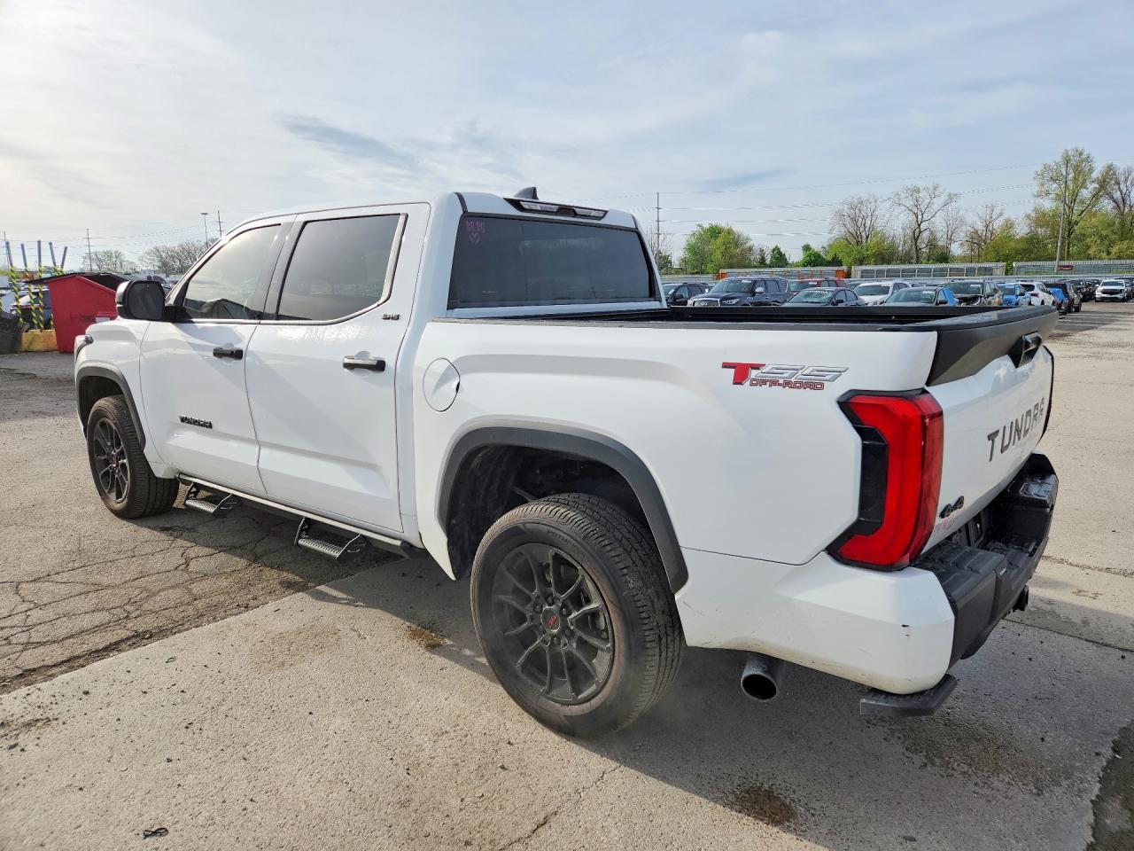 2023 Toyota Tundra Sr5 - Image 2