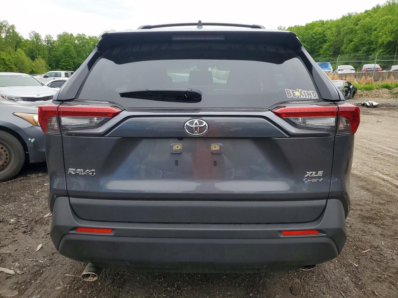 2025 Toyota Rav4 Hybrid Xle - Image 6