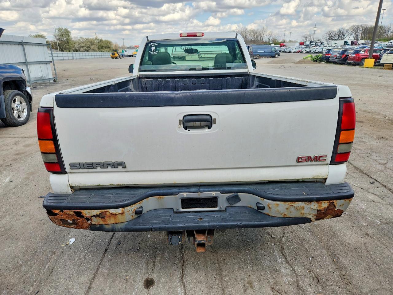 2005 GMC New Sierra C1500 - Фото 6