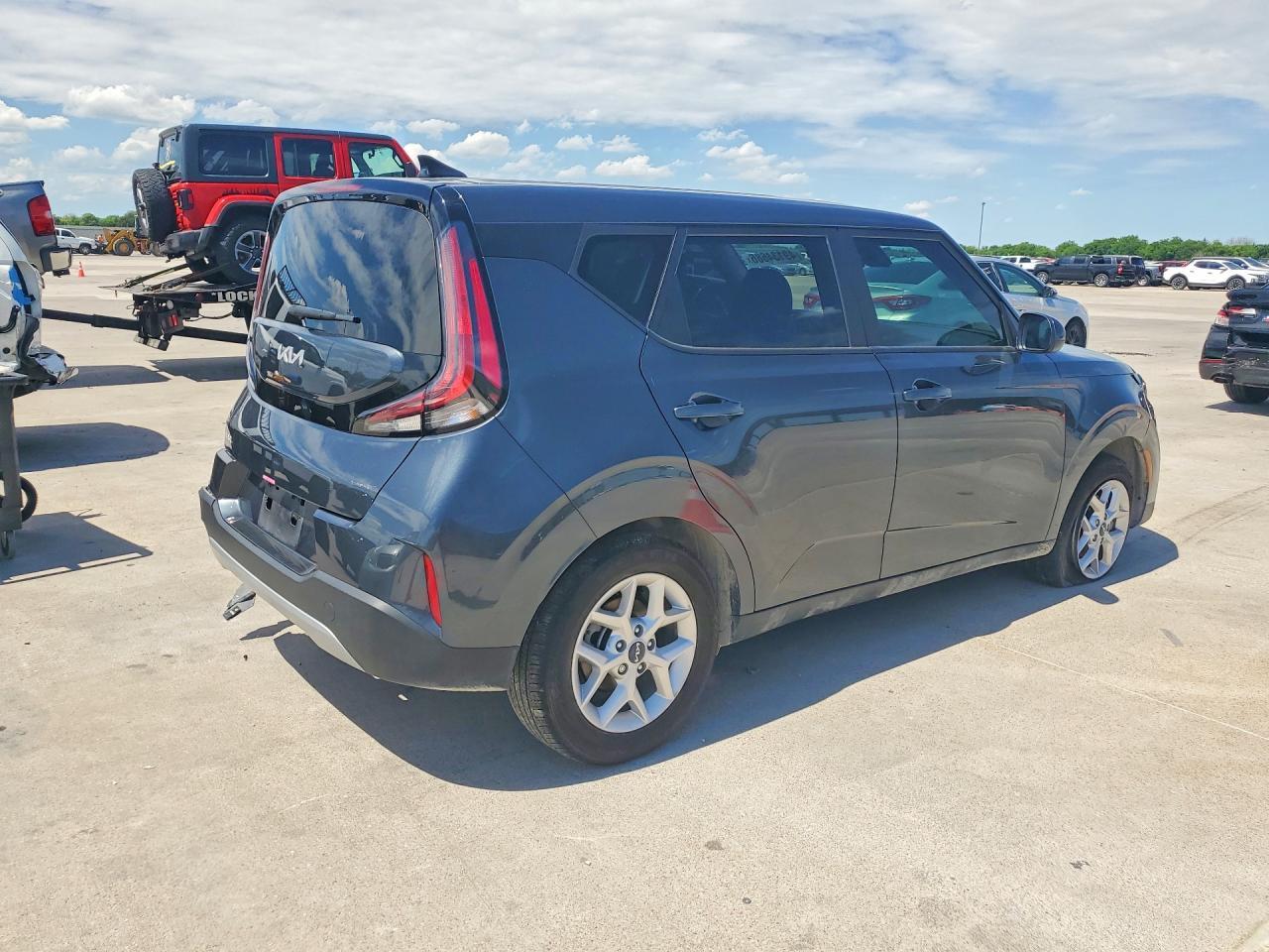 2025 Kia Soul Lx - Фото 3
