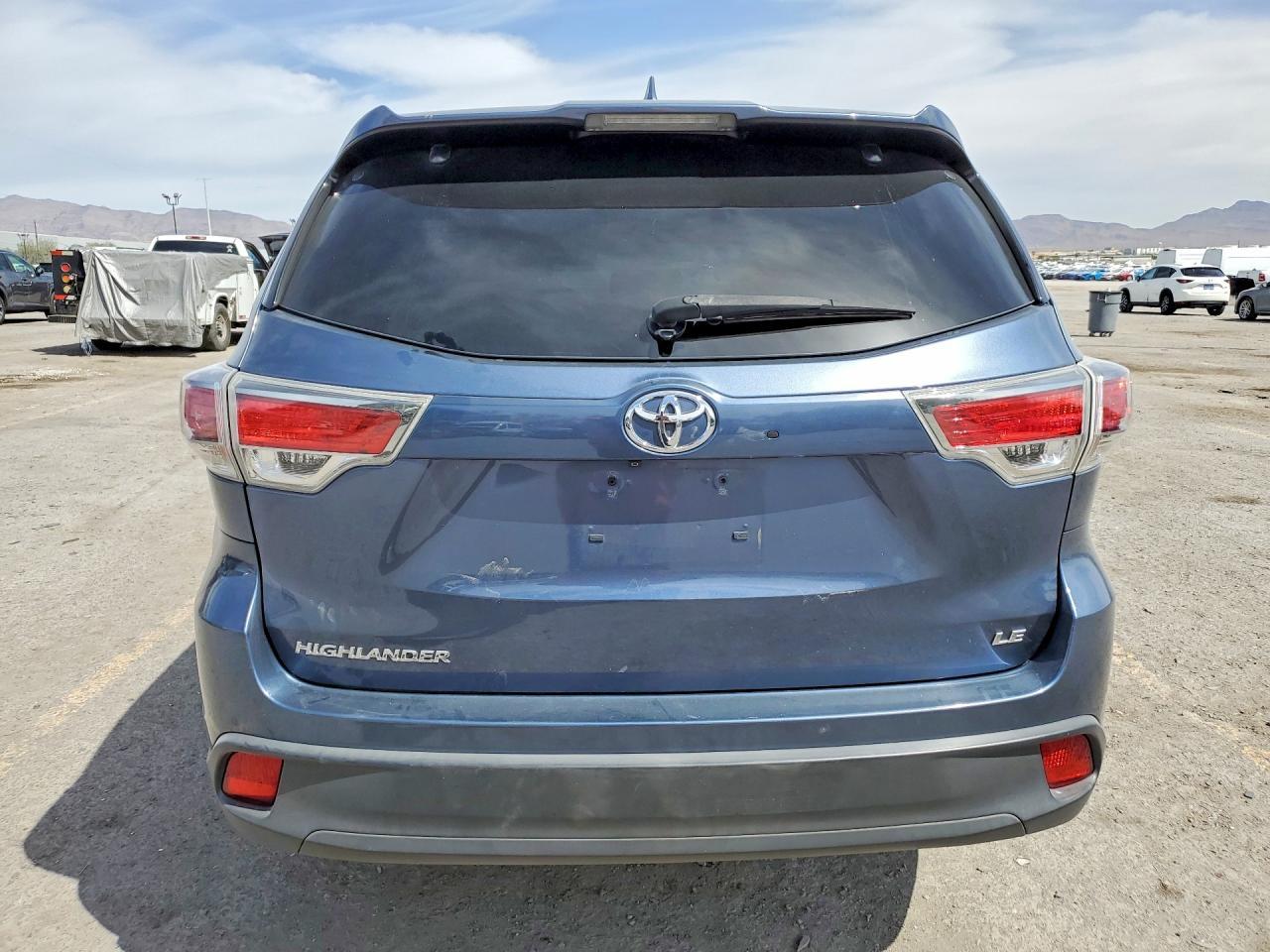 2014 Toyota Highlander Le Plus - Фото 6