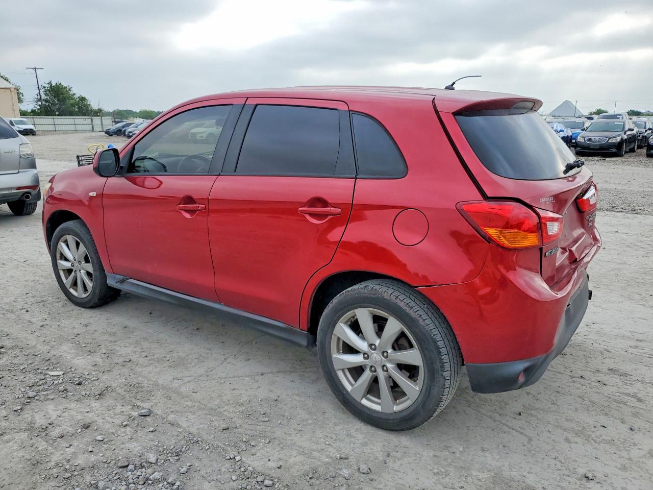 2015 Mitsubishi Outlander Sport - Фото 2