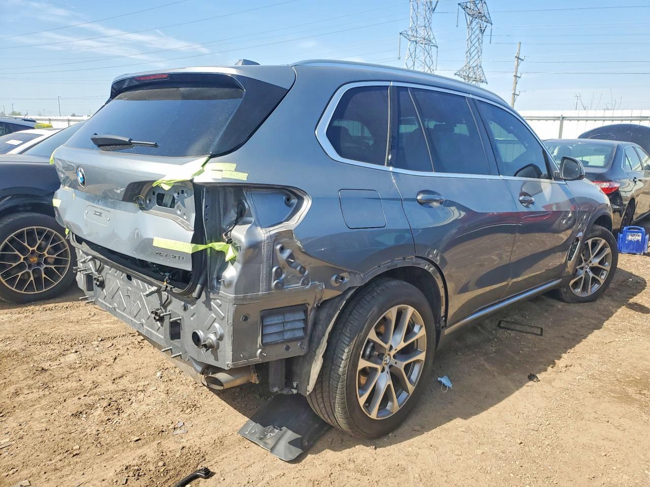2025 BMW X5 xDrive40I - Фото 3