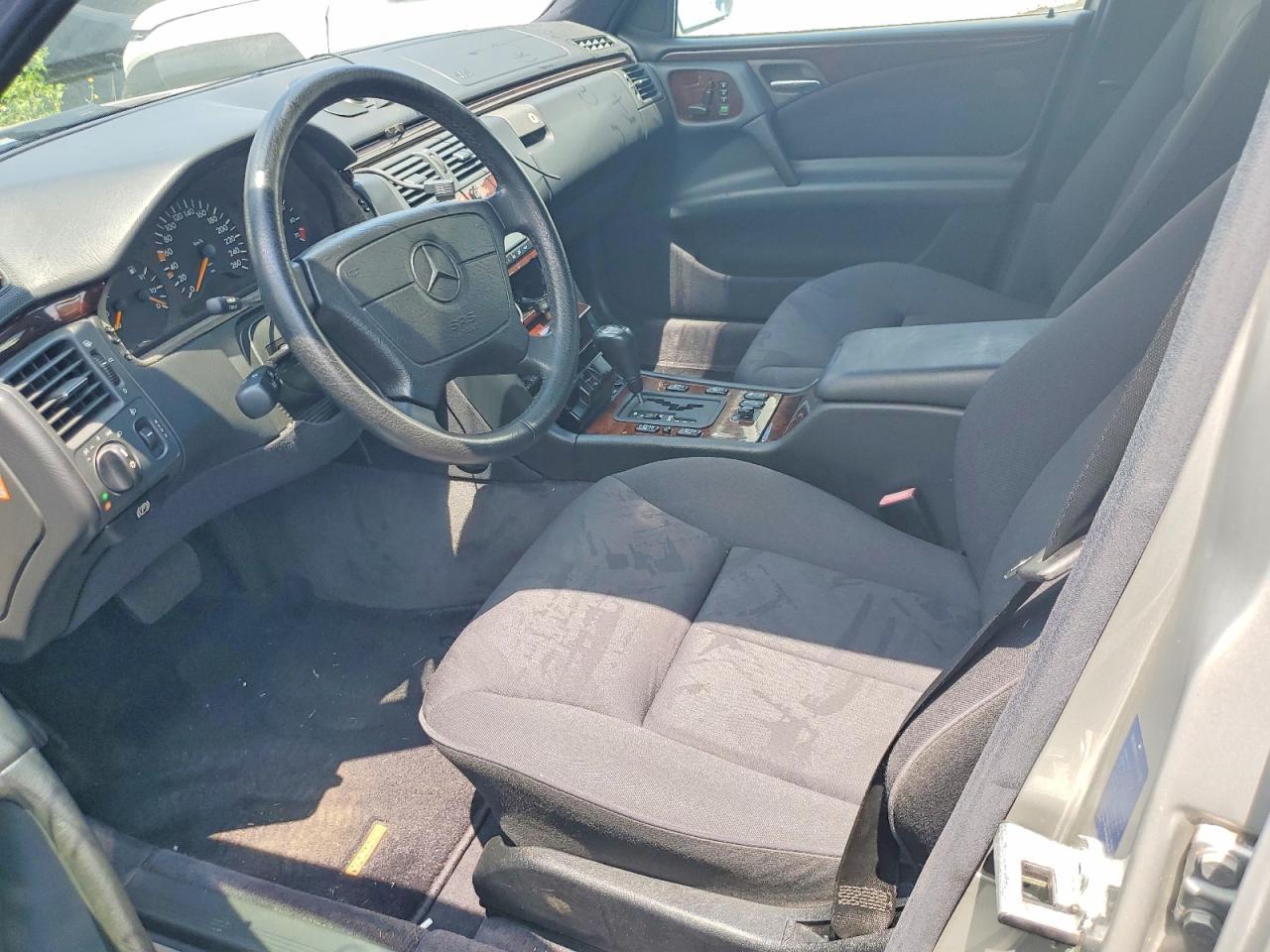 1996 Mercedes Benz E-Class E320 - Image 7