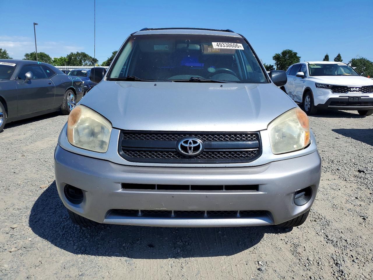 2004 Toyota Rav4 Base - Image 5