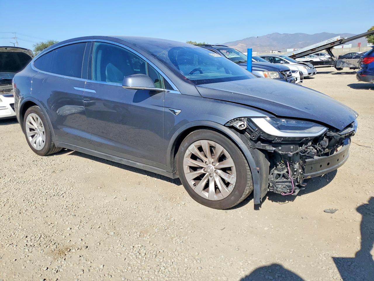 2020 Tesla Model X - Image 4