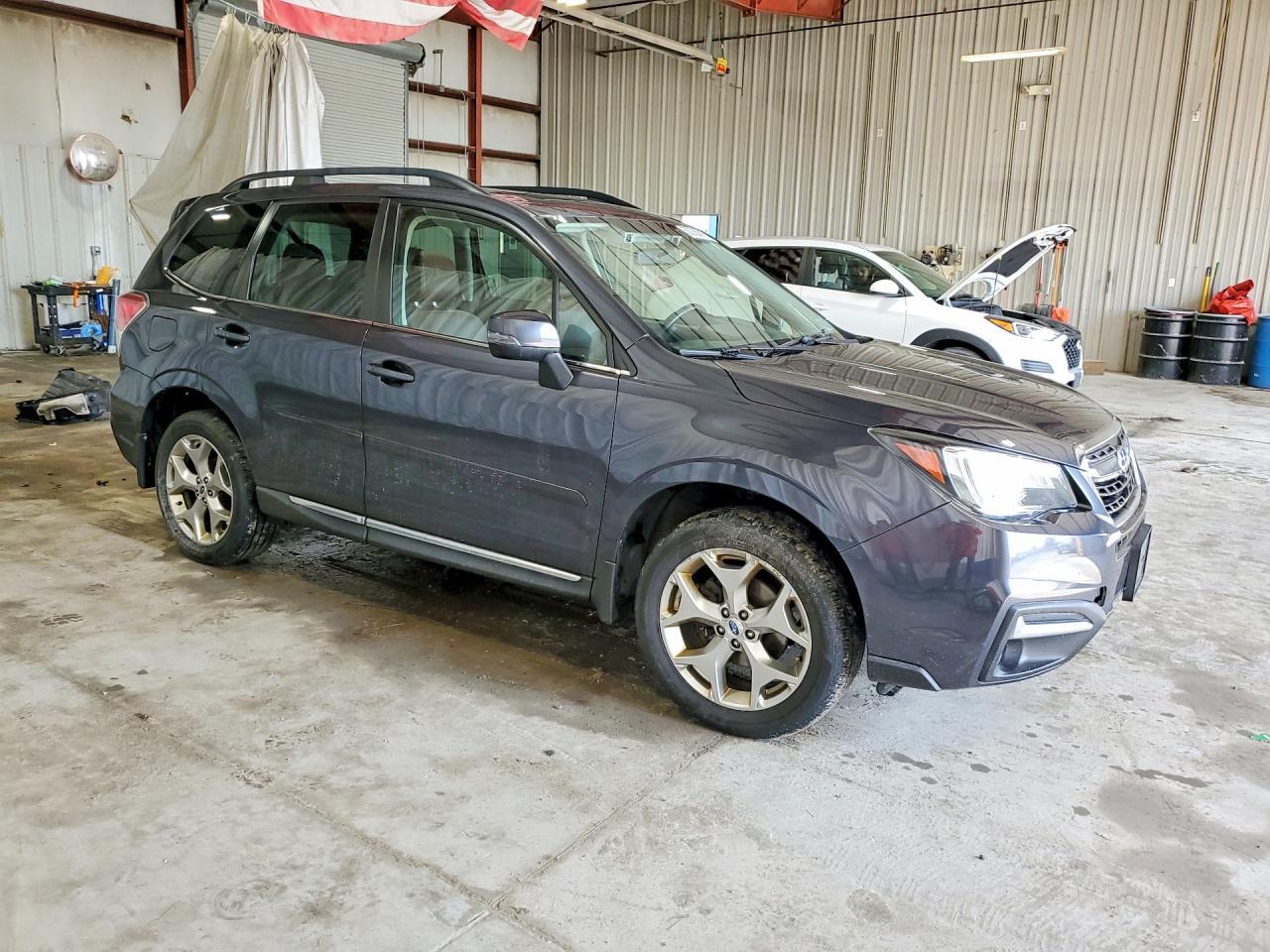 2017 Subaru Forester 2.5I Touring - Фото 4